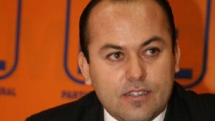 Fostul preşedinte al CJ Timiş, Constantin Ostaficiuc, şi deputaţii Alin Popoviciu şi Sămartinean Mircea, URMĂRIŢI PENAL - iată comunicatul oficial al DNA